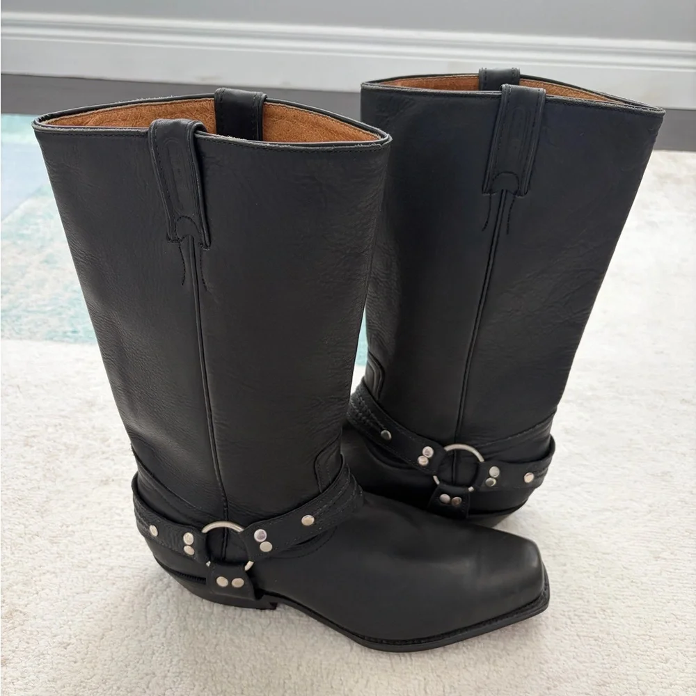Black Leather Boulet motorcycle boots - Picture 1 of 8